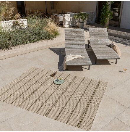 Zona Olive Stitch In/Outdoor