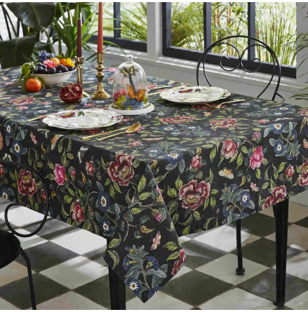 Creatures of Curiosity Duk 140cm x 180cm Black