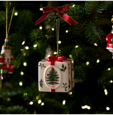 Christmas Tree Holiday Gift Box 2026 Ornament 